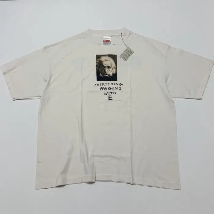 T-shirt surdimensionné Saint Everything Begins With E pour hommes et femmes