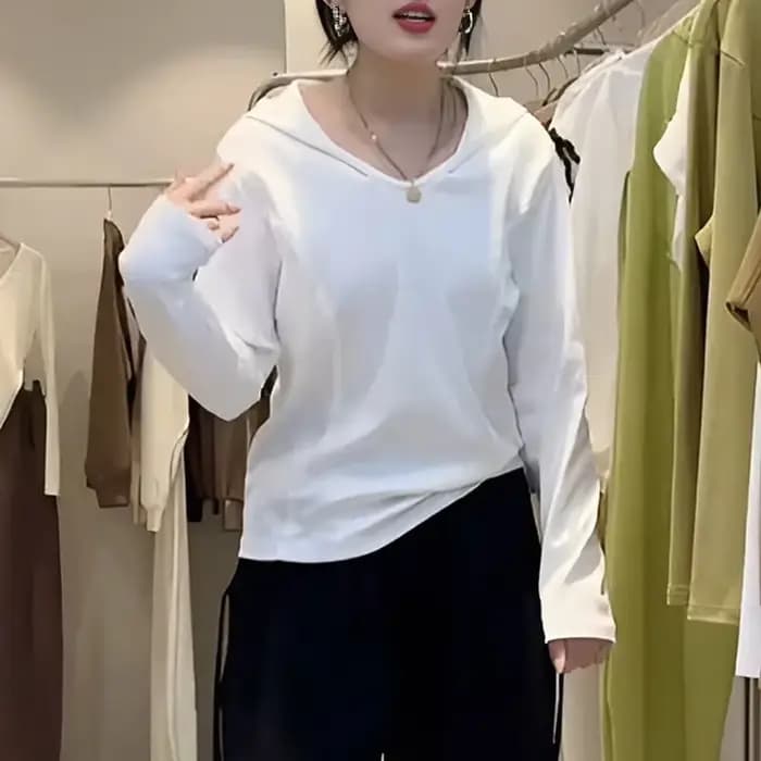 T-shirt à capuche à manches longues en arête de poisson pour femmes début d'automne nouveau haut ample amincissant à couches intérieures