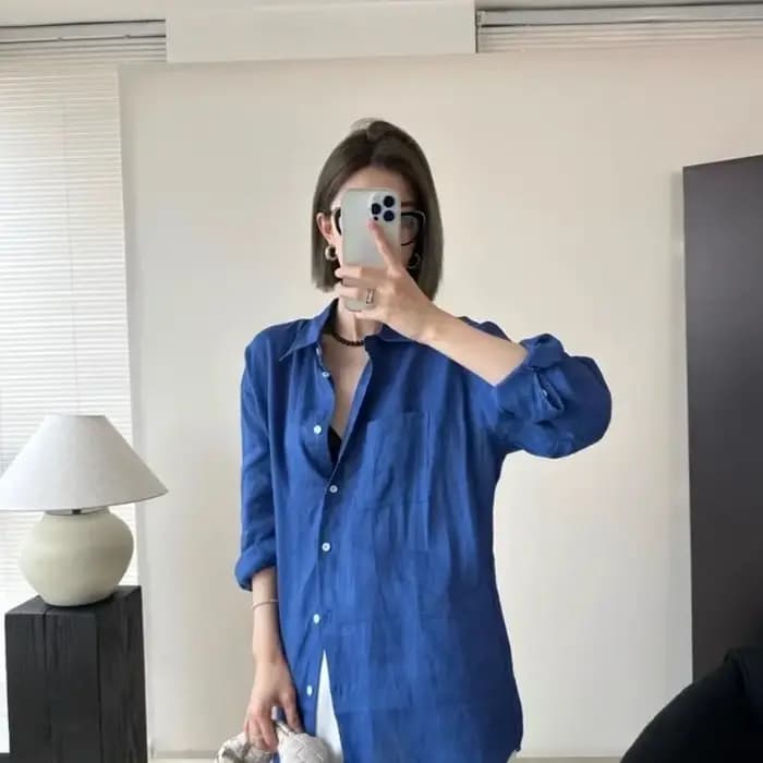 Chemise femme en mousseline blanche style vieux argent coupe régulière légère et fluide pour été printemps et protection solaire