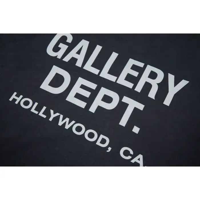 GALLERY DEPT T-shirt décontracté en coton à manches courtes avec imprimé alphabet classique