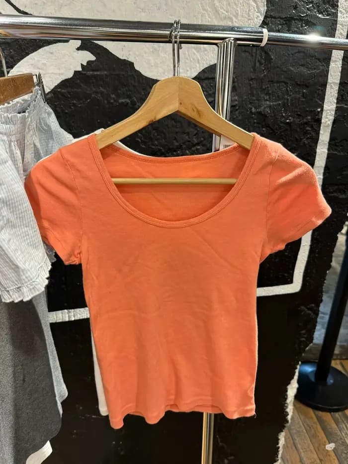 T-shirts slim orange pour femmes