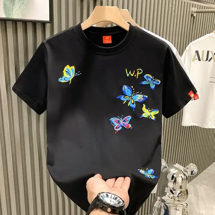 T-shirt à manches courtes brodé papillon pour hommes
