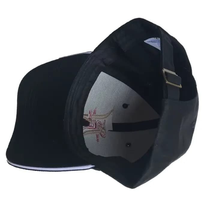 Casquette de Baseball avec broderie noire