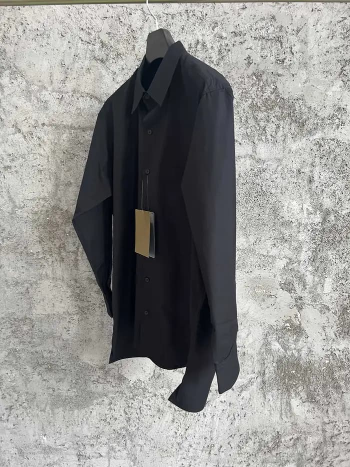 Une simple chemise