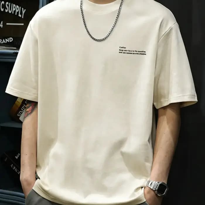 T-shirt minimaliste pour hommes
