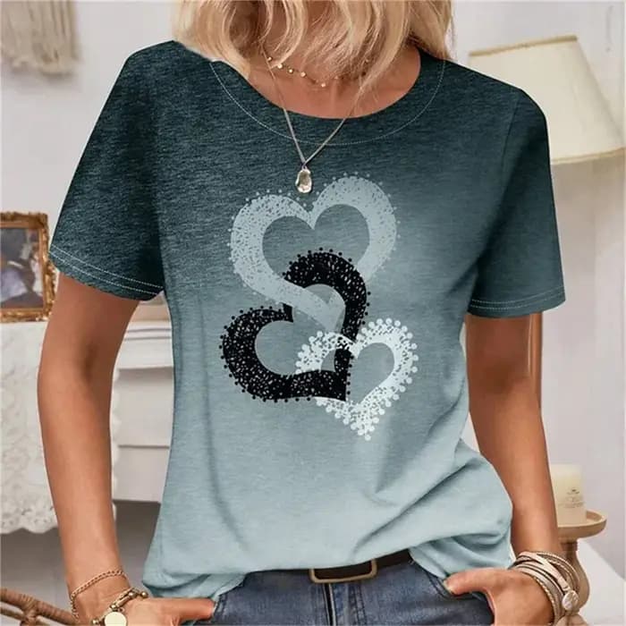T-shirt à motif d'amour de coeur pour les femmes
