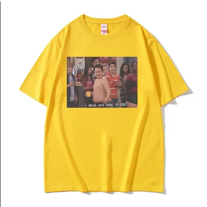 Gibby, qu'est-ce que tu es ? Un flic ? T-shirt imprimé avec des mèmes amusants de la série télévisée