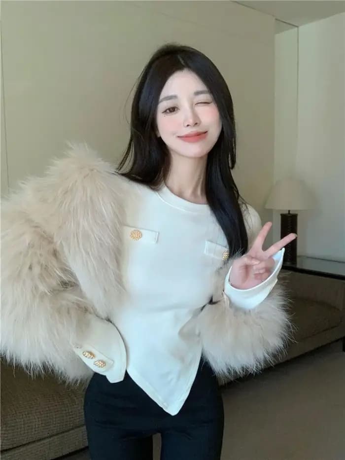 T-shirt blanc asymétrique à manches longues pour femmes