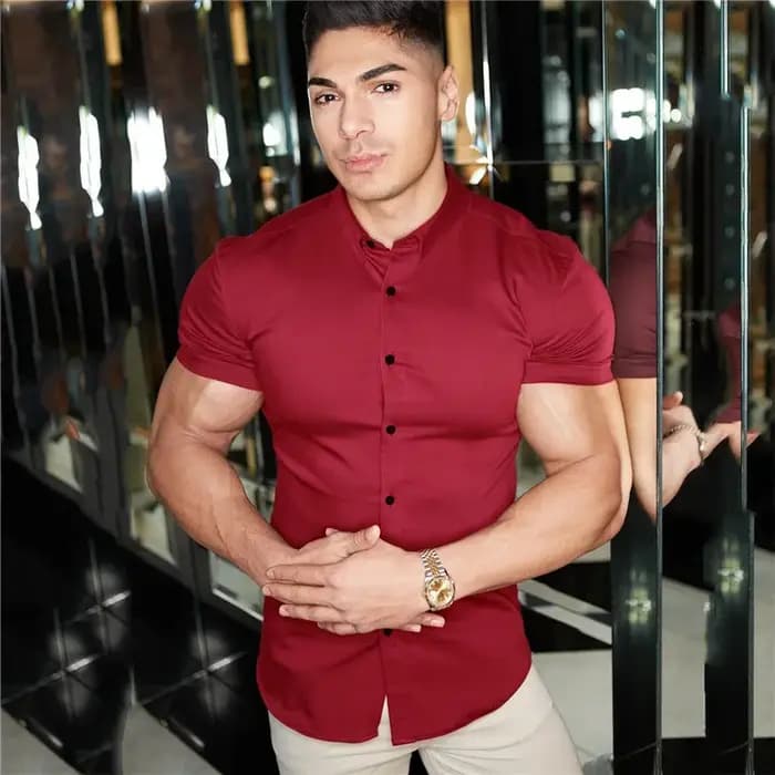 Mode d'été chemise à manches courtes hommes Super mince coupe mâle décontracté affaires sociales robe chemise marque hommes Fitness vêtements de sport
