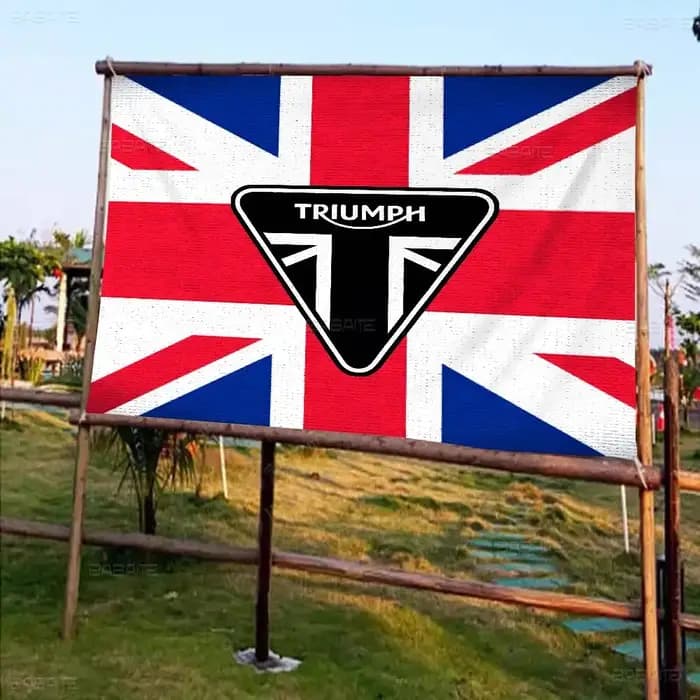 Drapeau DIY avec logo de moto T-Triumph