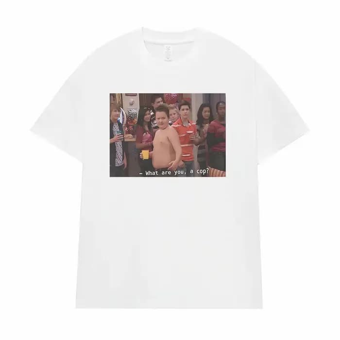 Gibby, qu'est-ce que tu es ? Un flic ? T-shirt imprimé avec des mèmes amusants de la série télévisée