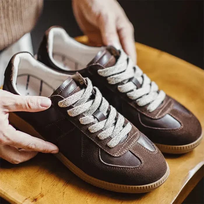 Chaussures de sport classiques Maden en cuir marron