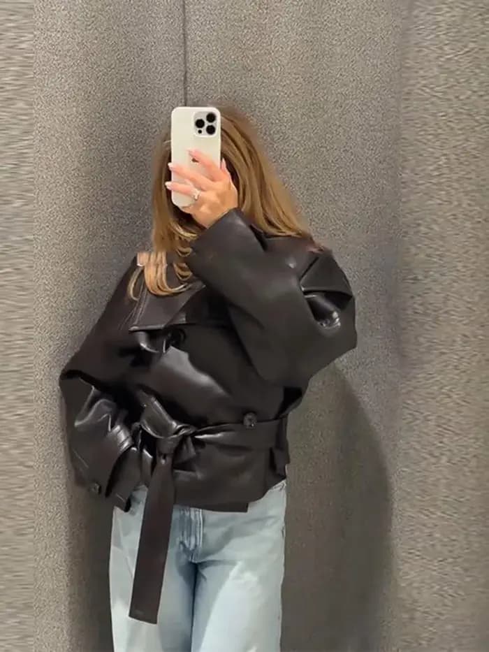 Vestes courtes en cuir avec ceinture de rue pour femmes