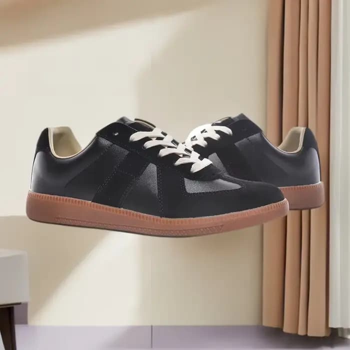 Baskets de sport décontractées confortables et tendance pour étudiants et couples, style très prisé,