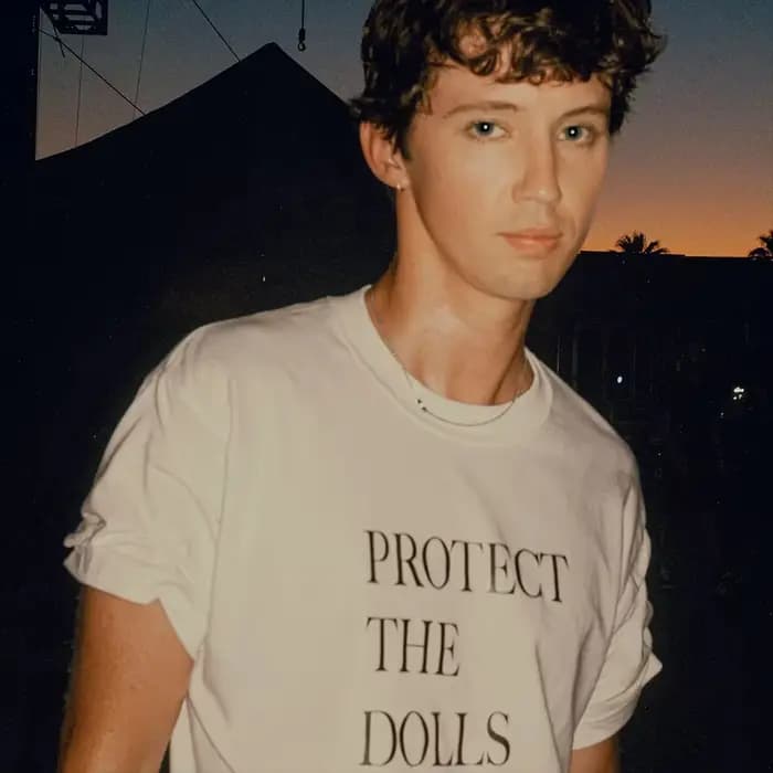 T-shirt unisexe en coton à imprimé graphique 'Protect The Dolls' style Harajuku