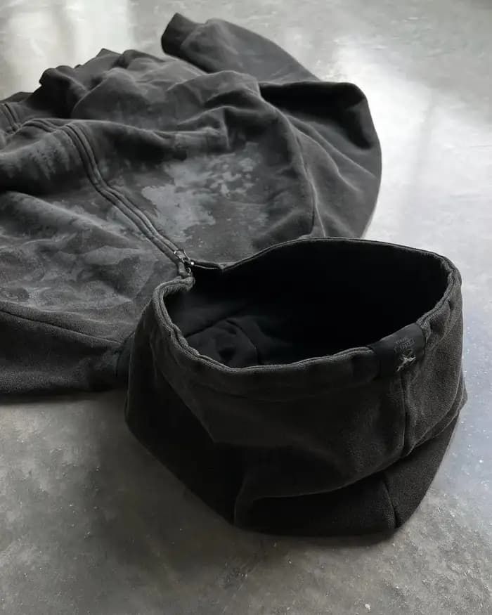 Sweat-shirt à capuche zippé pour homme