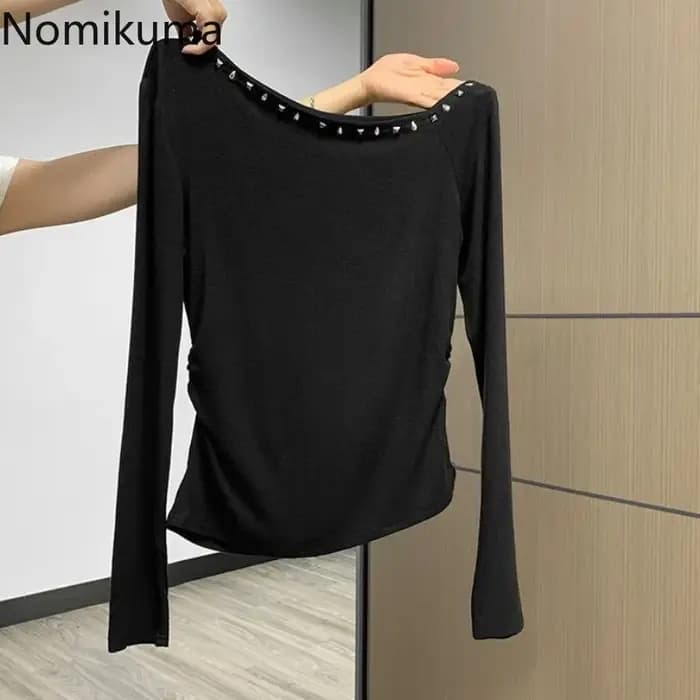 T-shirt noir pour femmes