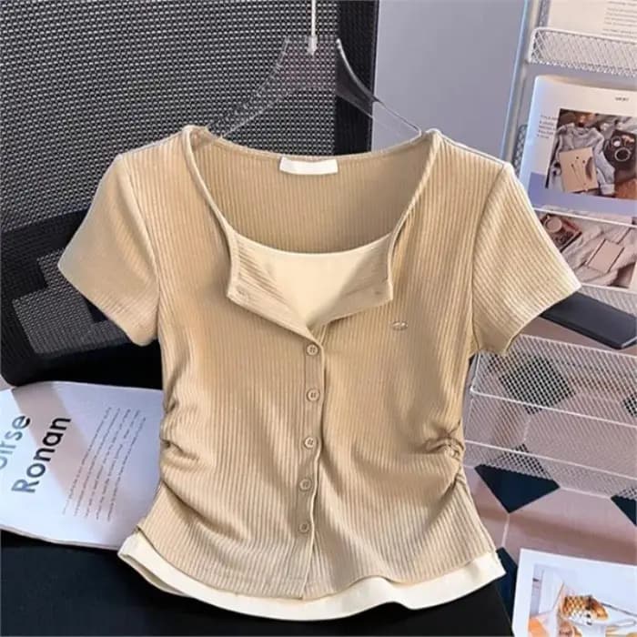 T-shirt amincissant à manches courtes pour femme