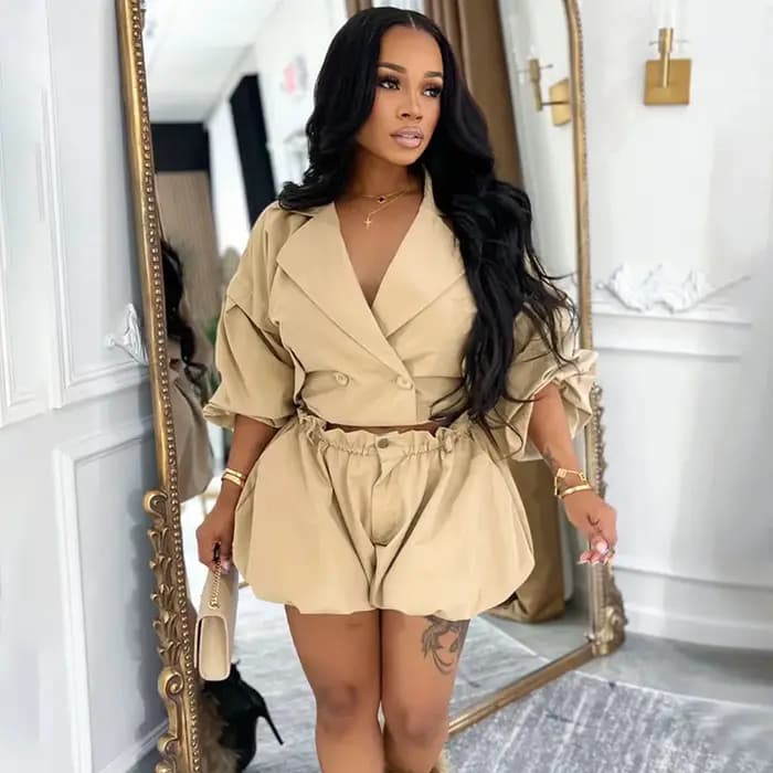 Ensemble 2 pièces Doyerl Streetwear pour femme : Veste croisée à col cranté et short – Idéal pour les soirées et clubs