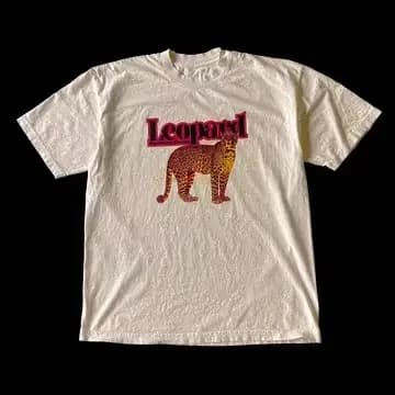 T-Shirt en coton avec dessin animé Domo Kun portant des lunettes