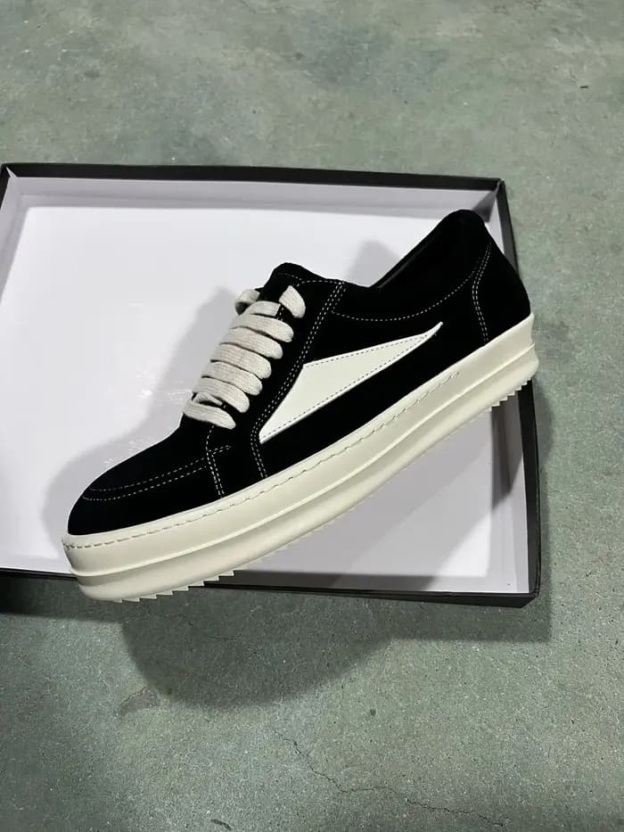 Sneakers en daim pour hommes de haute qualité et chaussures décontractées