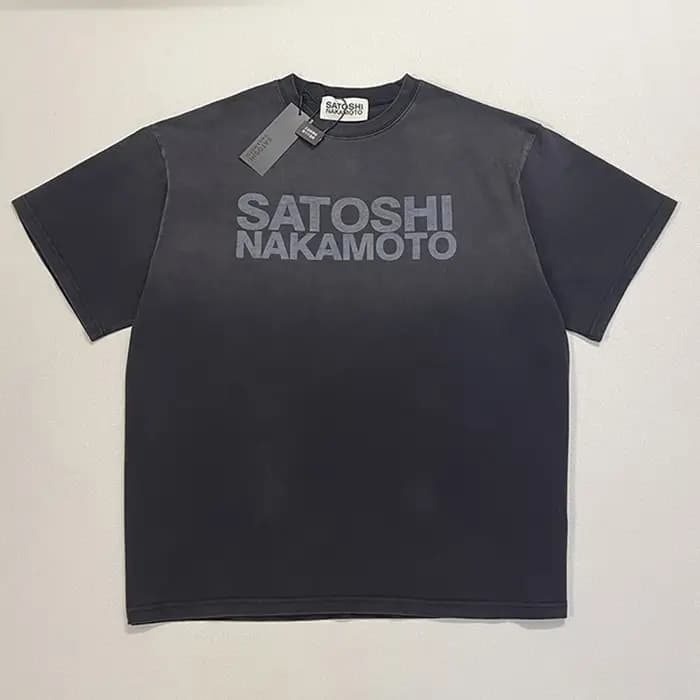 T-shirt Oversize Noir Délavé Vintage avec Logo Imprimé Lettres Classiques Satoshi Nakamoto – Collection Été 2026