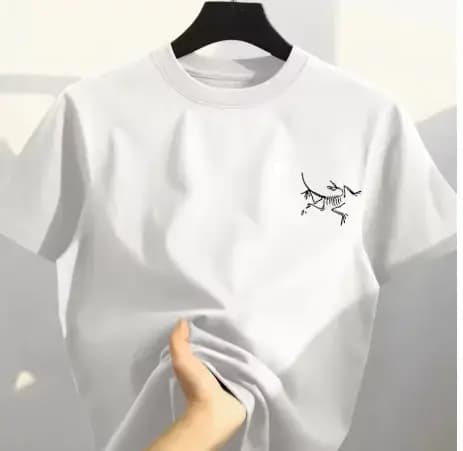 Le t-shirt imprimé à motifs lettres est un t-shirt en pur coton simple, tendance et polyvalent, adap