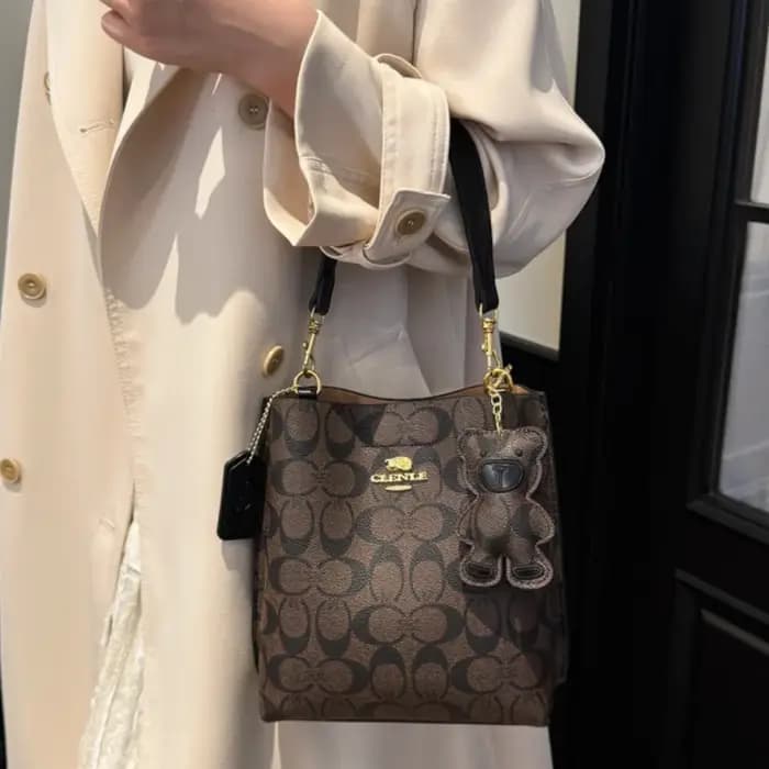 Style à la mode, sac à main élégant et luxueux en forme de seau