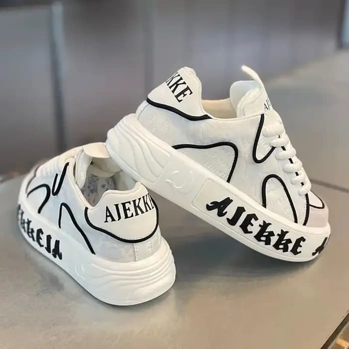 Chaussures pour hommes à la mode à semelles épaisses respirant