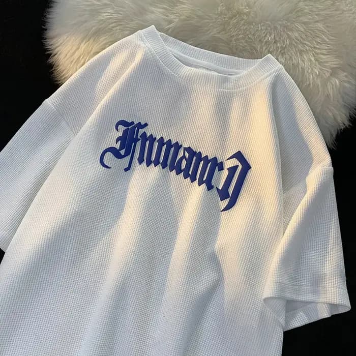 Ensemble de survêtement streetwear imprimé pour homme – Collection été décontractée et tendance : T-shirt à manches courtes et short respirant pour le sport