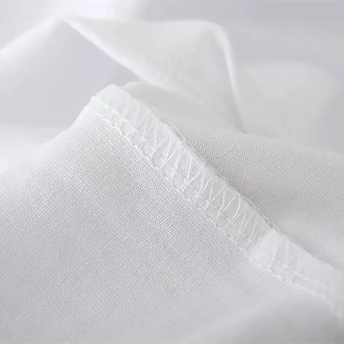 T-shirt blanc imprimé graphique parisien pour femmes