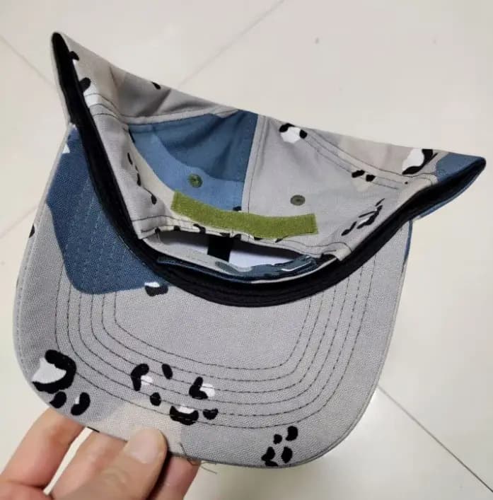 Casquette de baseball camouflage bleue avec paillettes chocolatées d'Arabie Saoudite pour homme