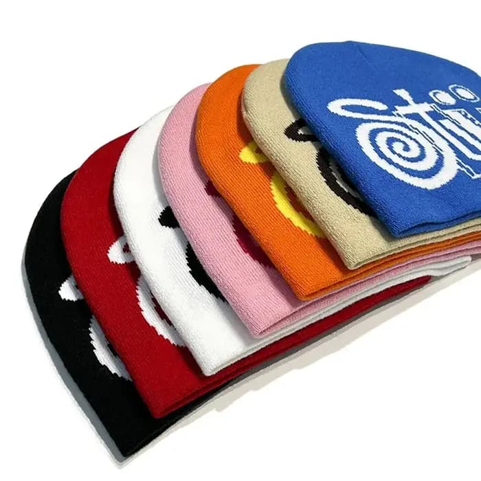 Chapeau de montagne, bonnet en tricot avec impression de lettres