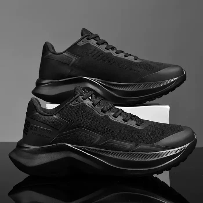 Chaussures de course blanches pour hommes