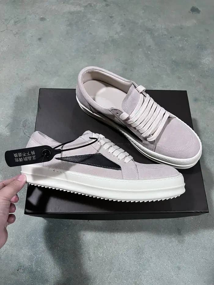 Sneakers en daim pour hommes de haute qualité et chaussures décontractées