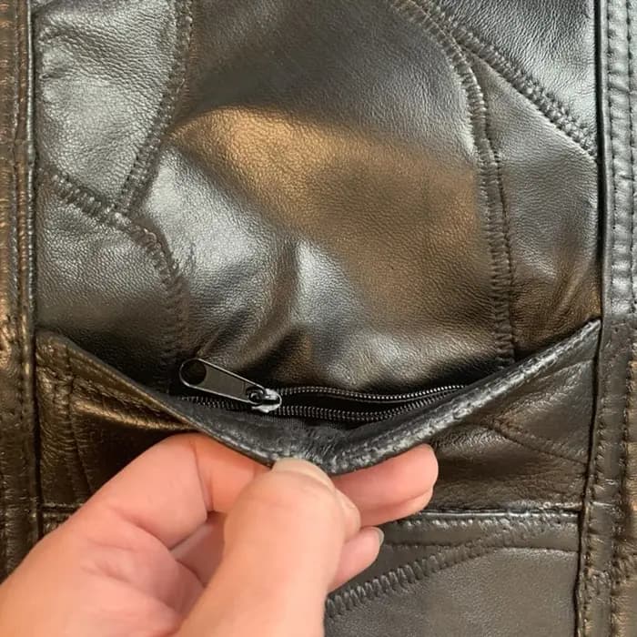 Gilet de motard en similicuir noir réglable avec lacets latéraux pour homme