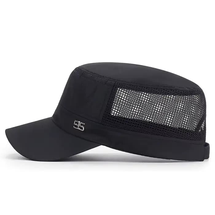 Casquette militaire à dessus plat