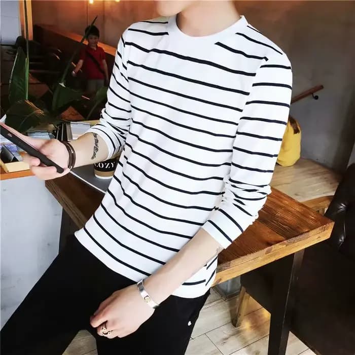 T-shirt à manches longues pour homme, col rond, rayé, coupe ajustée, style coréen, haut décontracté
