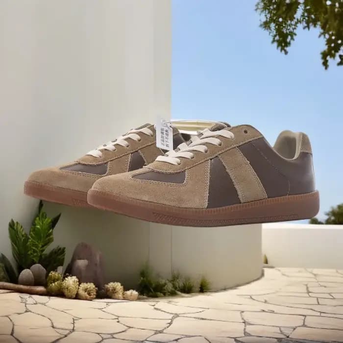 Baskets de sport décontractées confortables et tendance pour étudiants et couples, style très prisé,