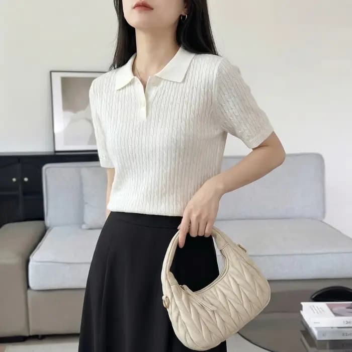 T-shirt polo torsadé 100 % coton à deux boutons et manches courtes pour femme – Coupe ajustée