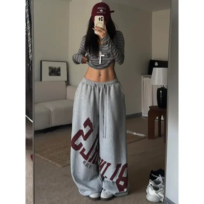Joggers gris pour femme style streetwear