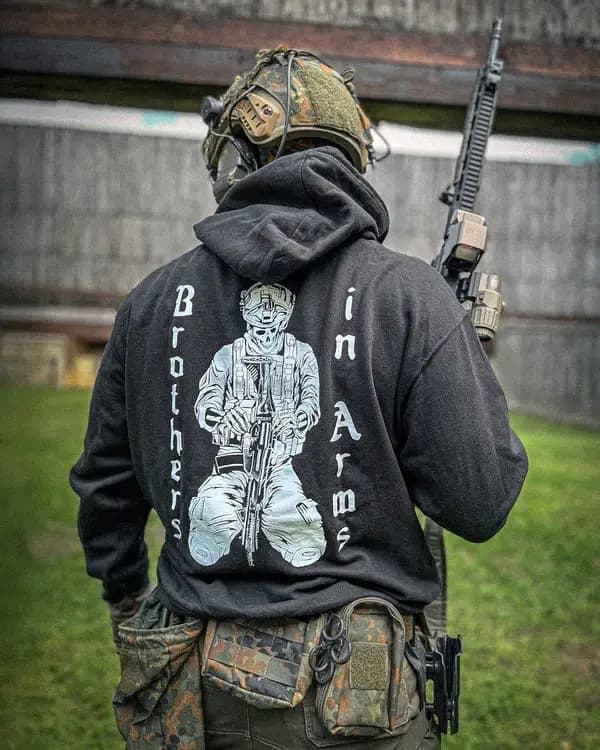 Brothers in Arms _ Sweat à capuche en coton graphique de luxe haut de gamme