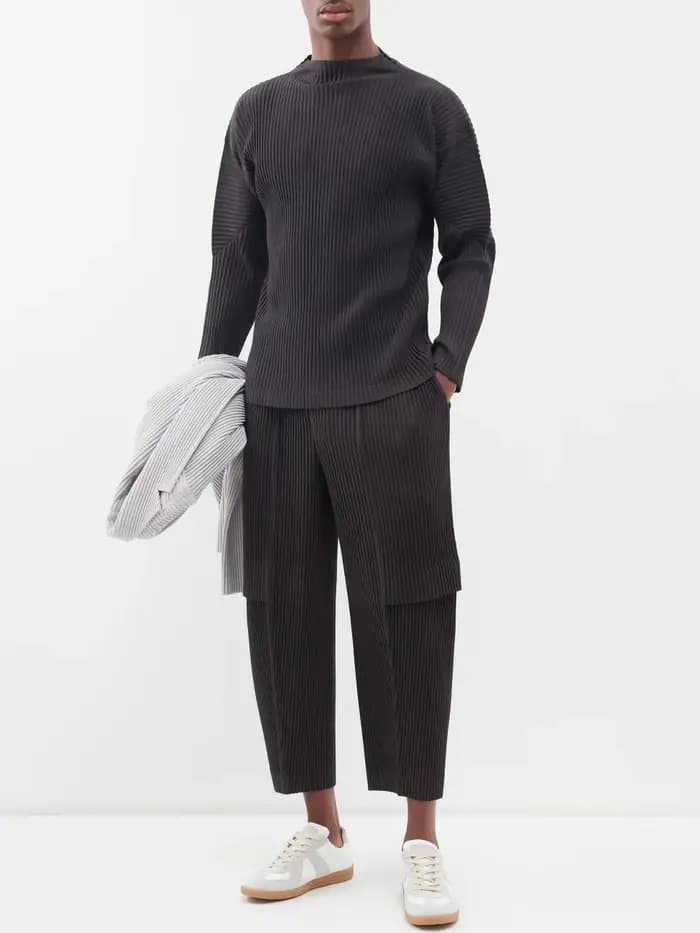 Miyake plissé homme manches longues T-Shirt mode classique noir haut à col roulé