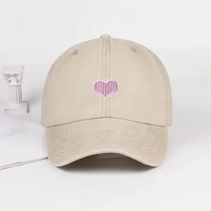 Casquette de baseball vintage brodée de cœurs roses : décontractée, style streetwear, réglable, unis