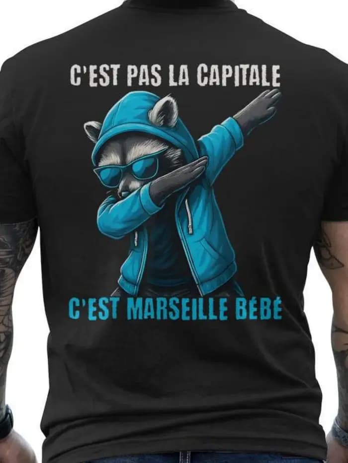 T-shirt amusant de Marseille avec le slogan de la ville française « Marseille n'est pas la capitale, Marseille, c'est toi ! » imprimé pour les fans, à porter au quotidien