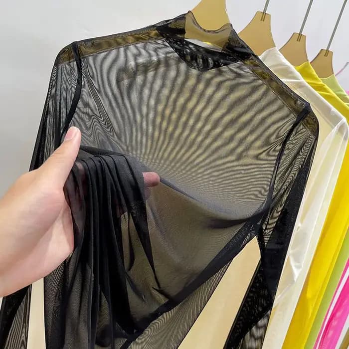 T-shirt transparent en gaze pour femme 2026 – Vêtement d'été à manches longues avec col semi-montant et protection solaire