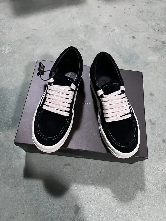 Sneakers en daim pour hommes de haute qualité et chaussures décontractées