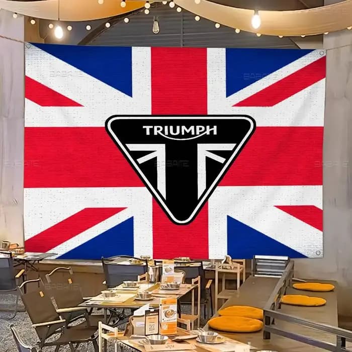 Drapeau DIY avec logo de moto T-Triumph