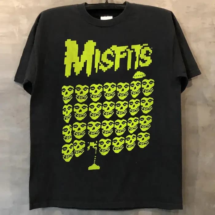 The Misfits A Non-conforming Band Electronic Rock Trend Vintage Street Style Hommes et femmes. T-shirt rétro en coton à manches courtes.