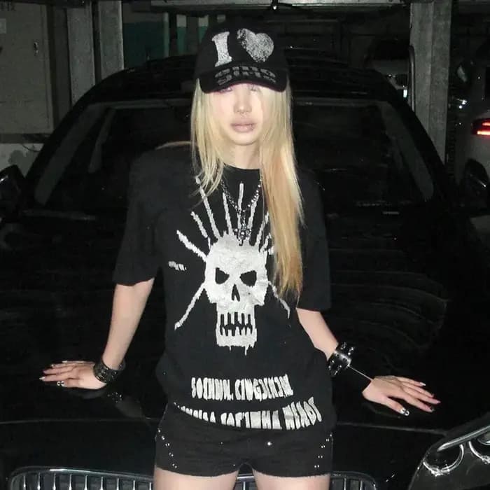 Karrcat Grunge esthétique crâne imprimé T-shirt Trashy 2000s Style manches courtes
